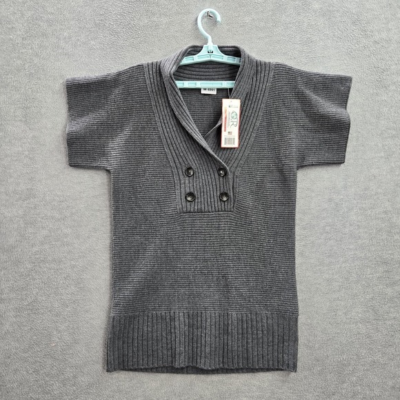 Banana Republic Women Sweater S Gray Wool Button Short Sleeve NWT - Picture 1 of 8